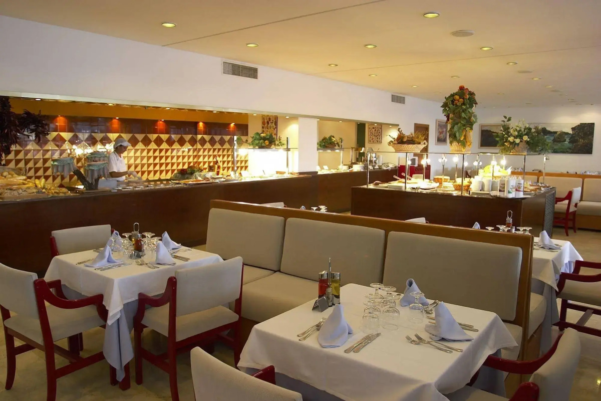 Aparthotel Ponent Mar