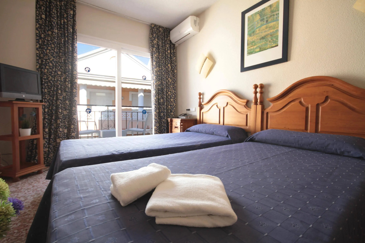 Moon Dreams Mediterraneo