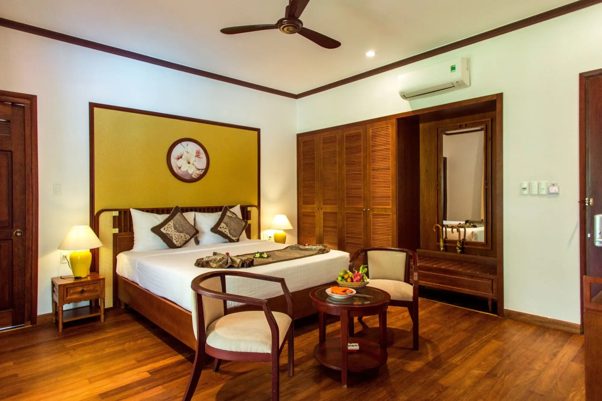 Sunny Beach Resort and Spa