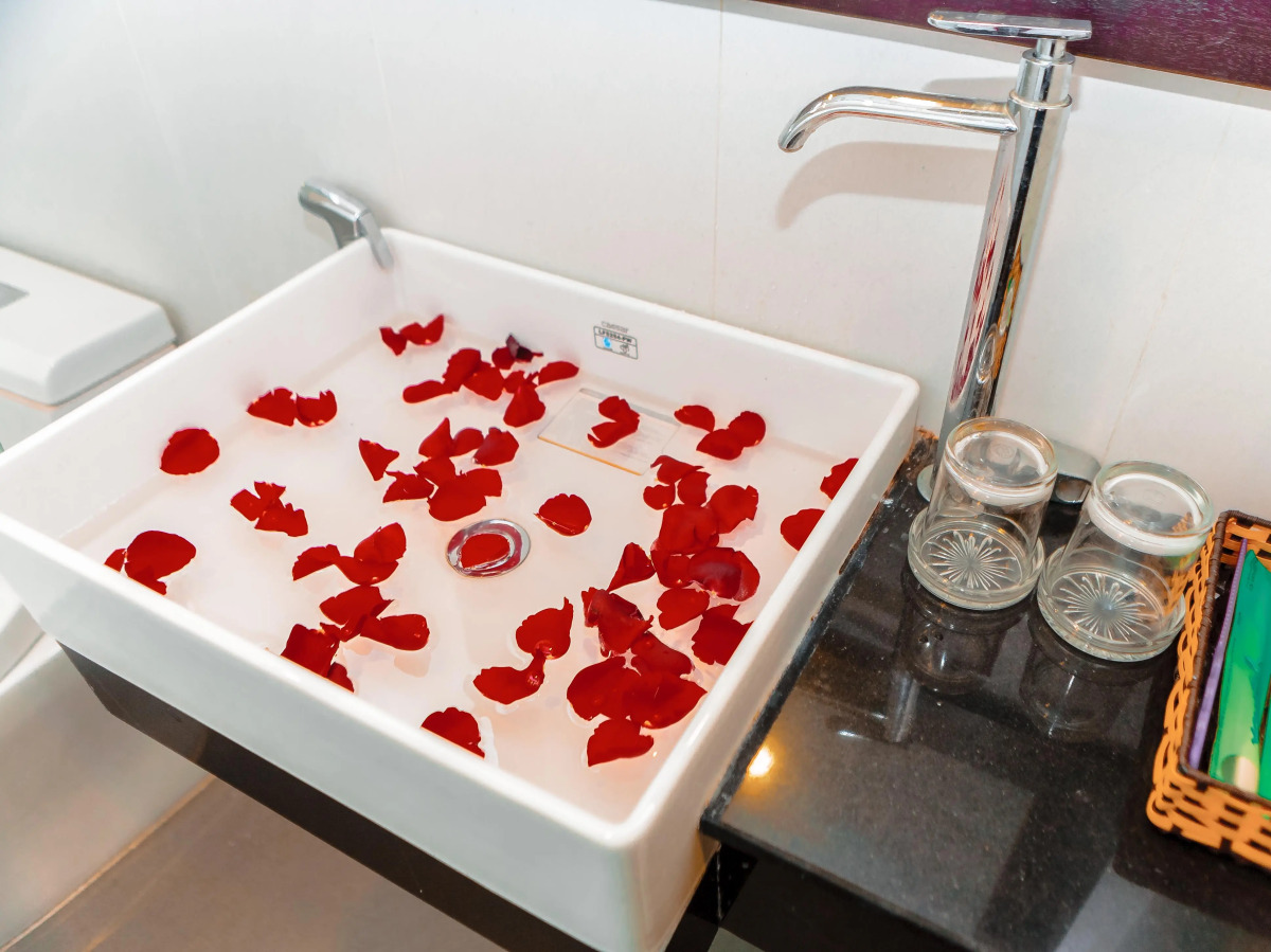 Cosmos Hotel Nha Trang