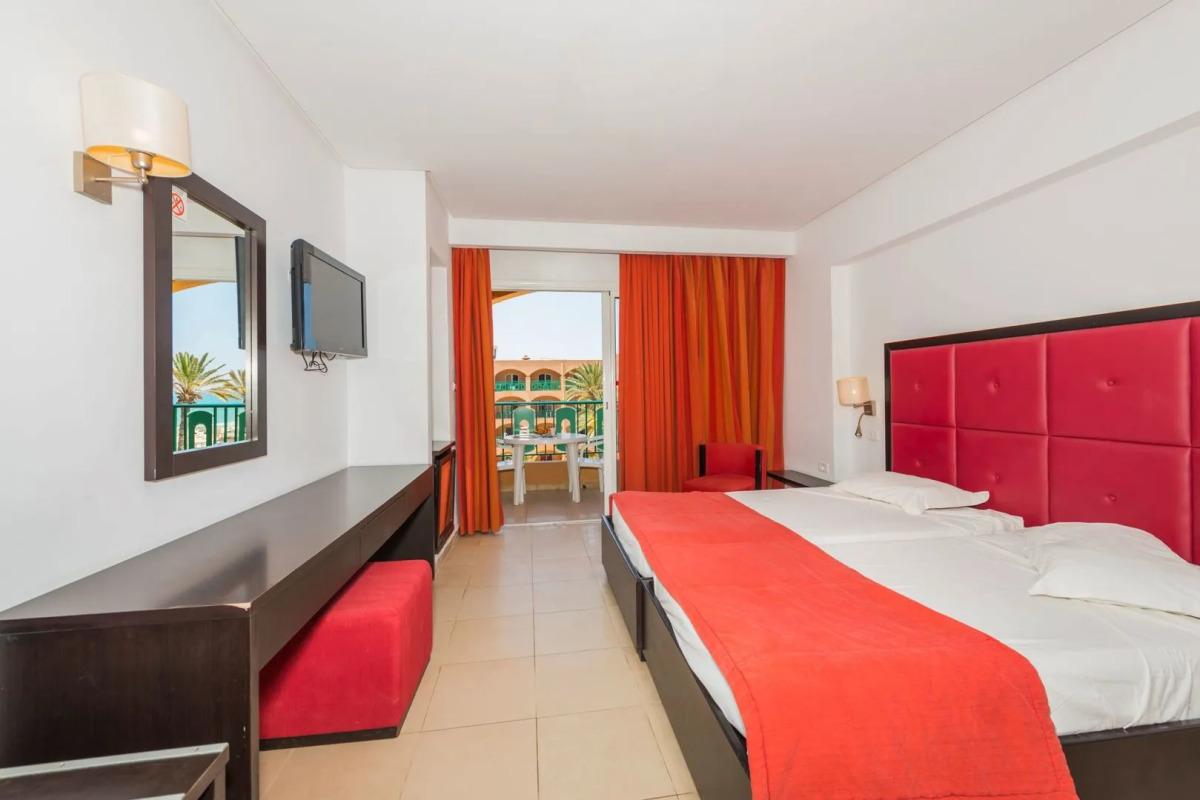 Hotel Marabout - Families and Couples Only