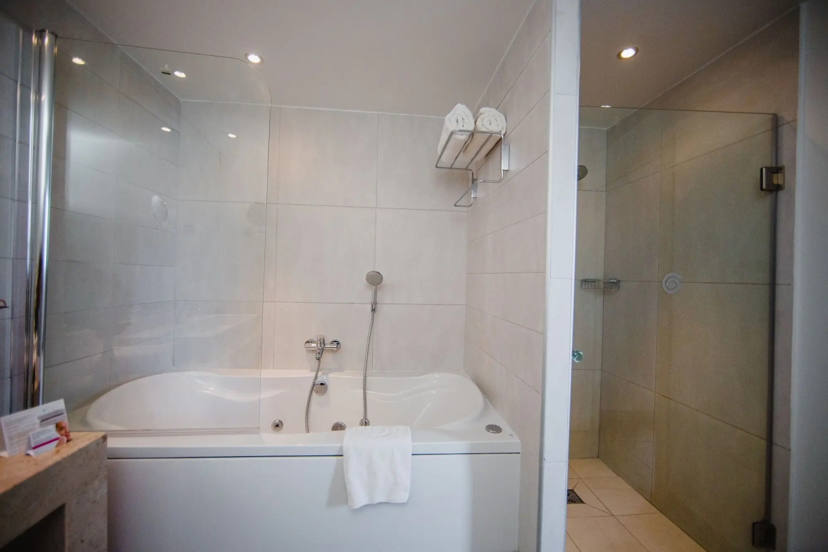 Napa Plaza Hotel - Adults Only