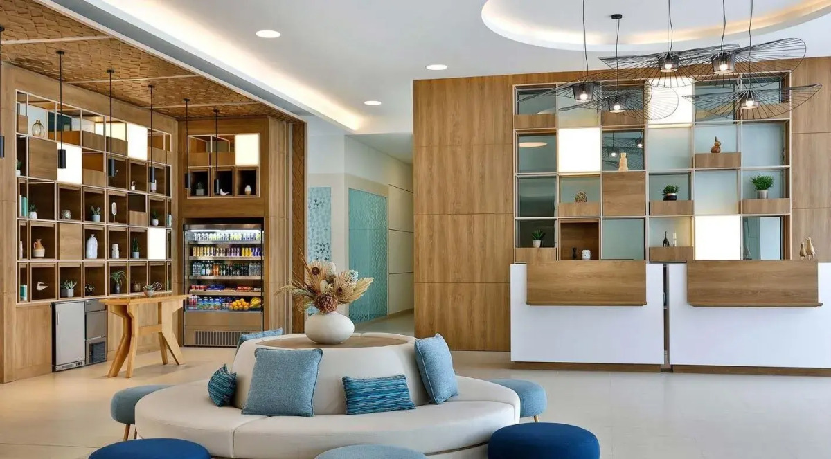 Element Dubai Airport