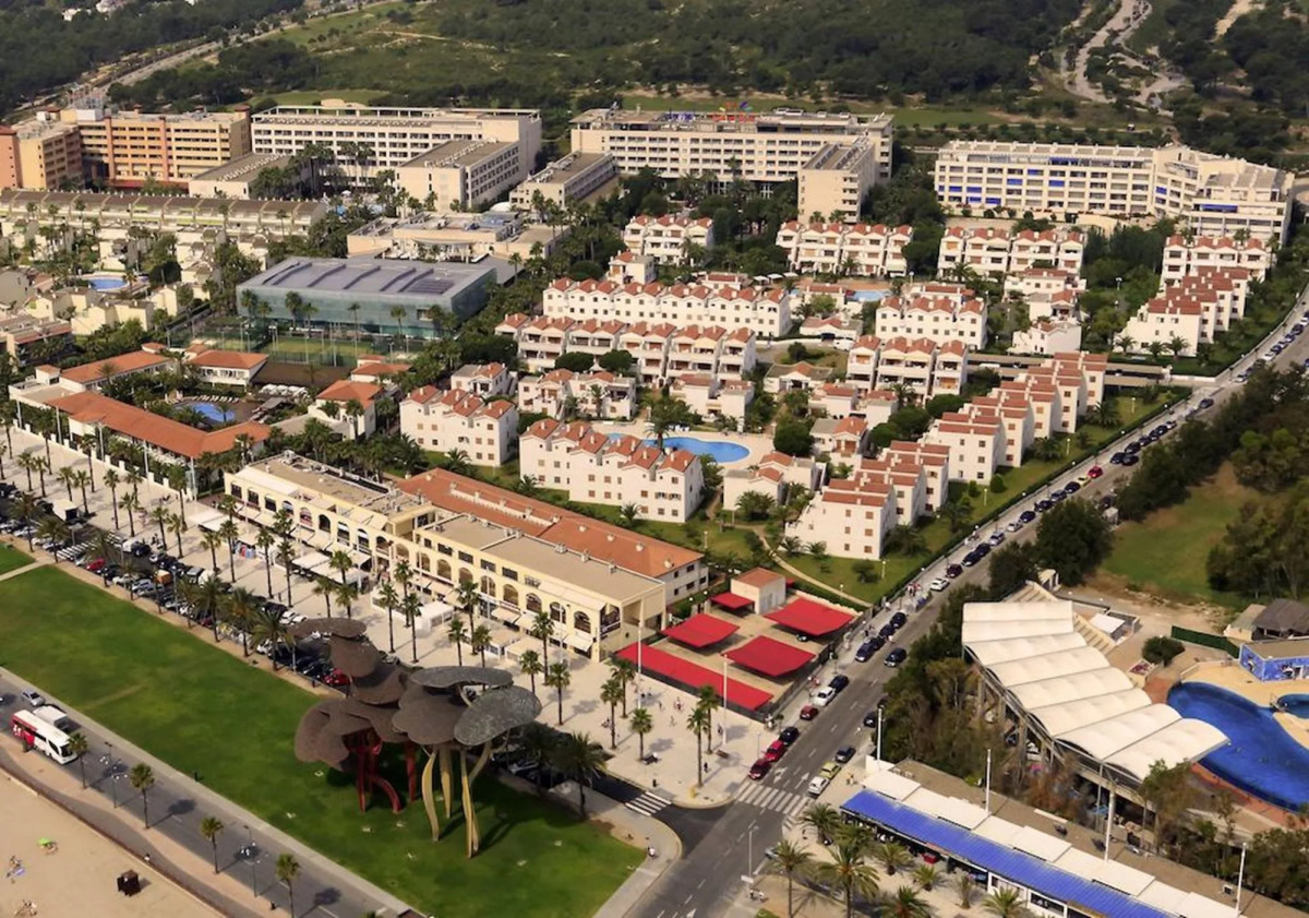 Apartamentos Estival Park