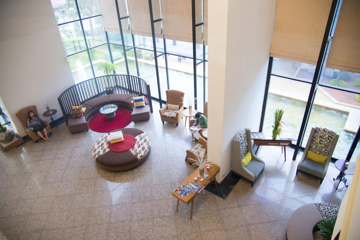 Hua Hin Grand Hotel And Plaza