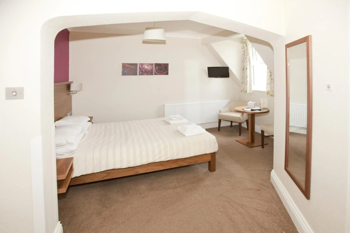 Wheatlands Lodge Hotel