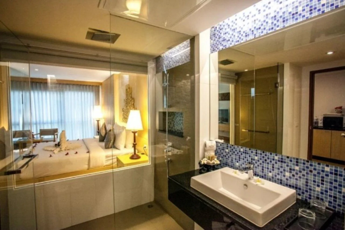 Phi Phi Harbour View Hotel