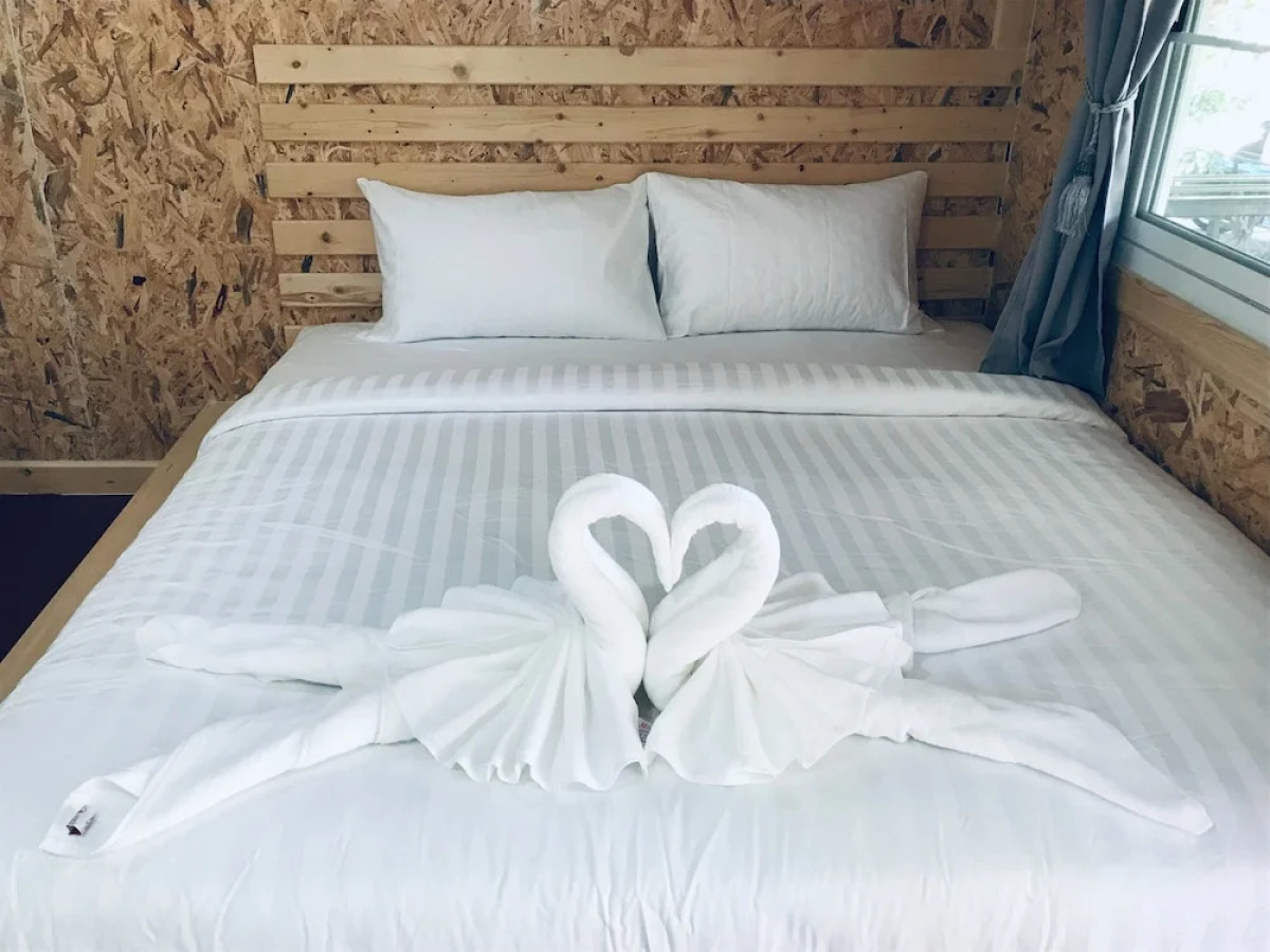 Lipe Garden Beach Resort