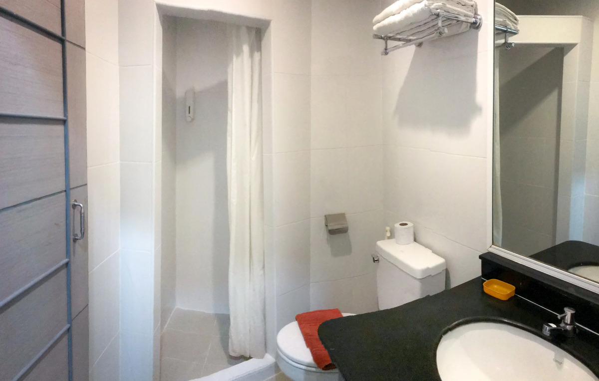 J TWO S Pratunam Hotel