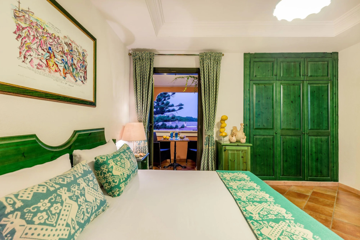 Cala Ginepro Hotel Resort