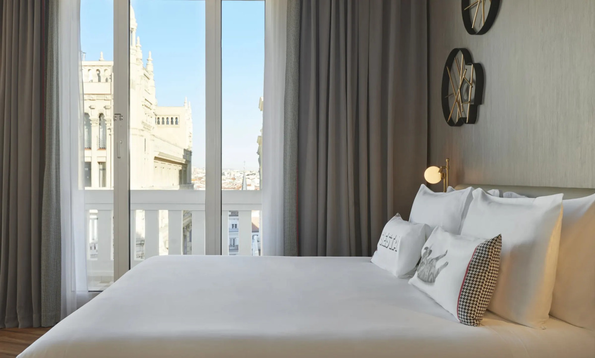 Отель Hyatt Centric Gran Via Madrid