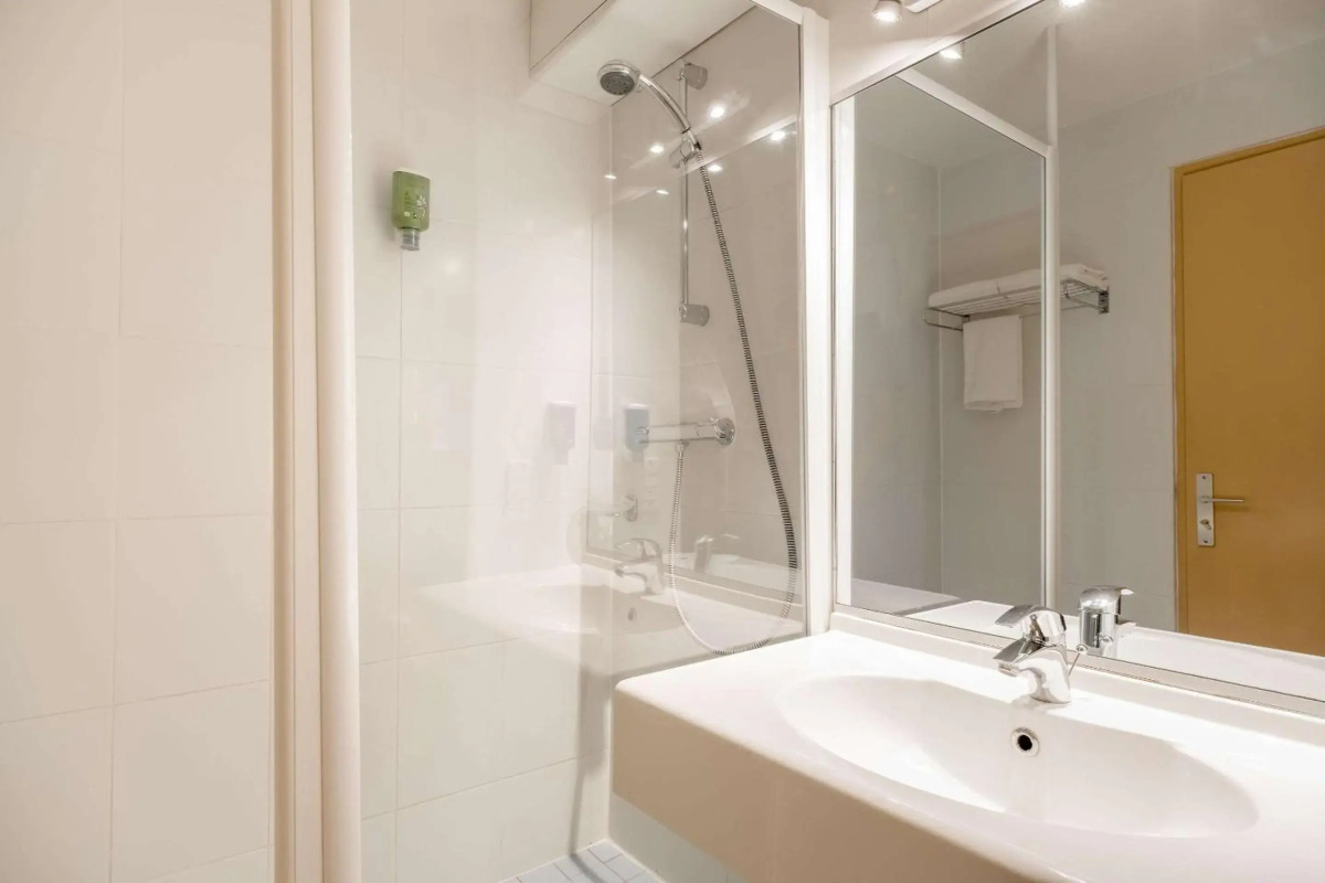 Hôtel le Kennedy, Clermont-Ferrand, The Originals Relais