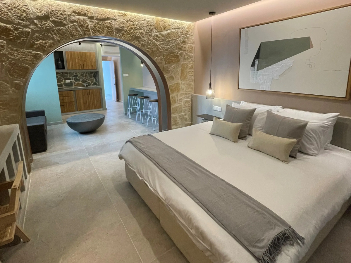 Vrachia Beach Hotel & Suites - Adults only