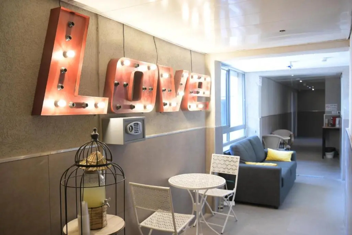 Amdar Hotel & Hostel