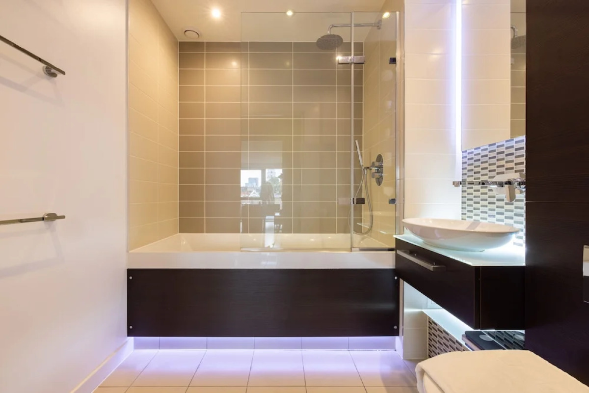 2 Bed Apartment in Shoreditch