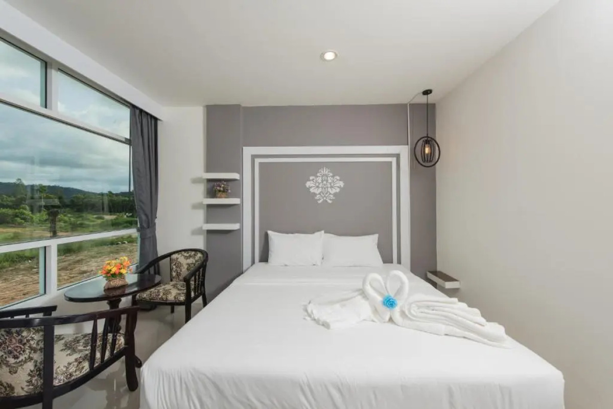 Vacation Time House by ZUZU