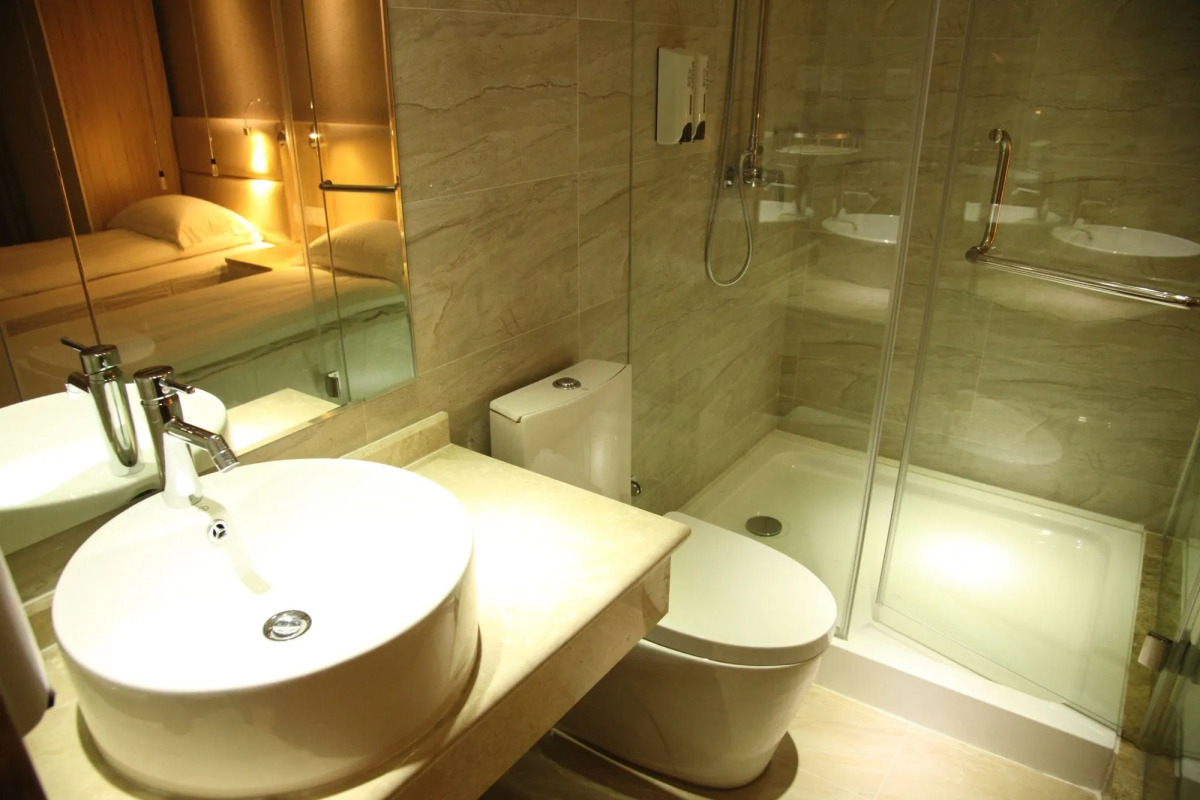 Fish Inn East Nanjing Road