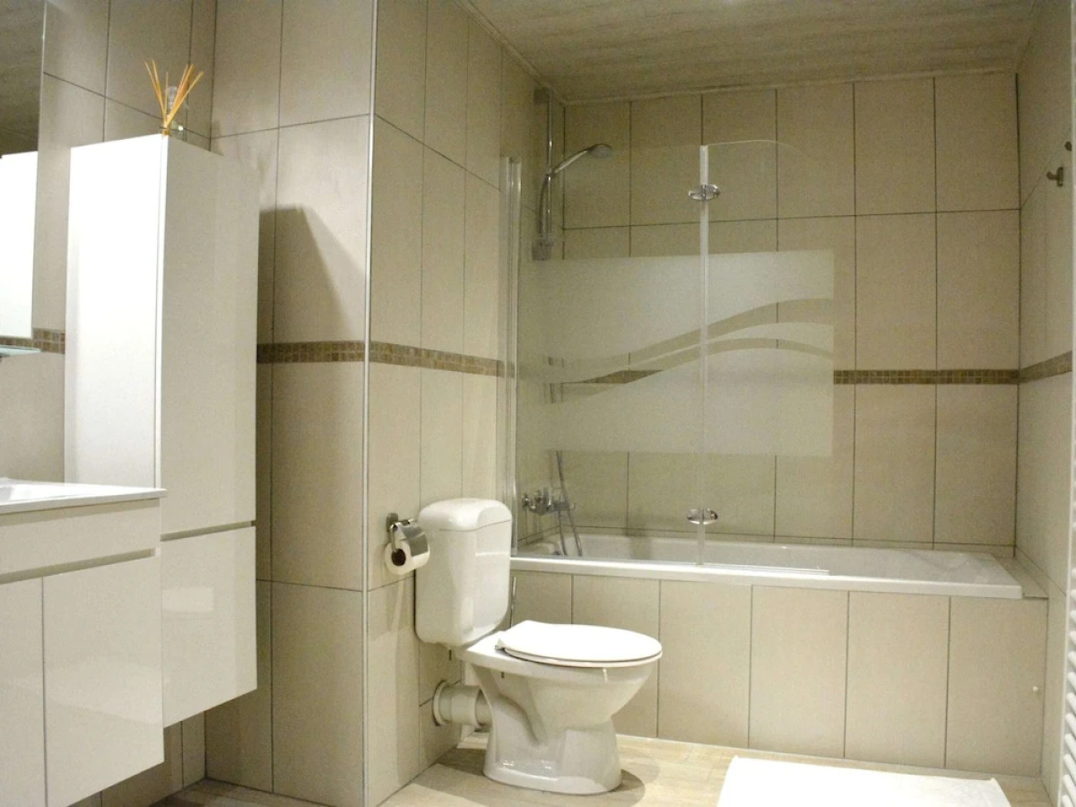 Vintage Holiday Home in Couvin near River