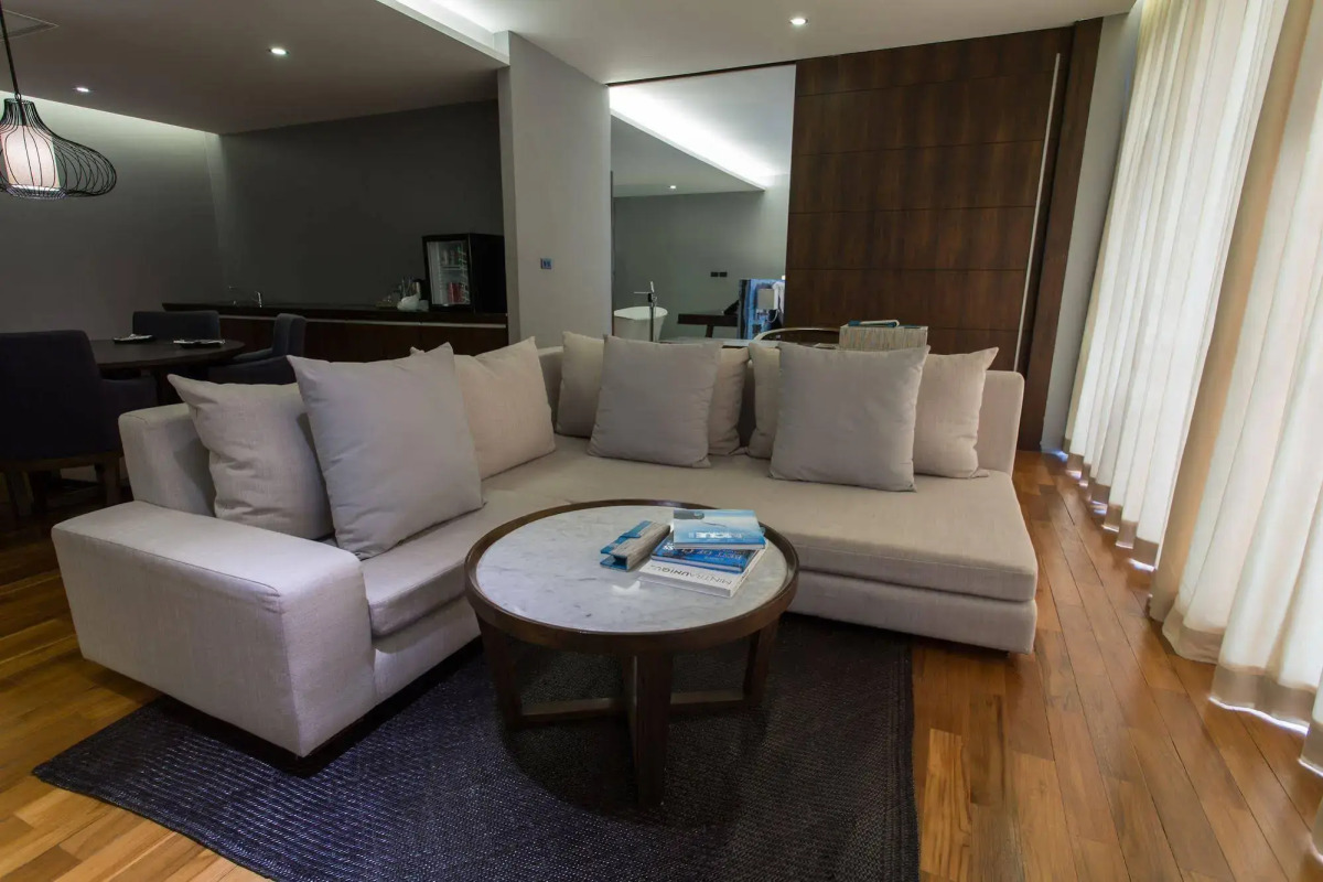 Le Coral Beach Resort and Cafe