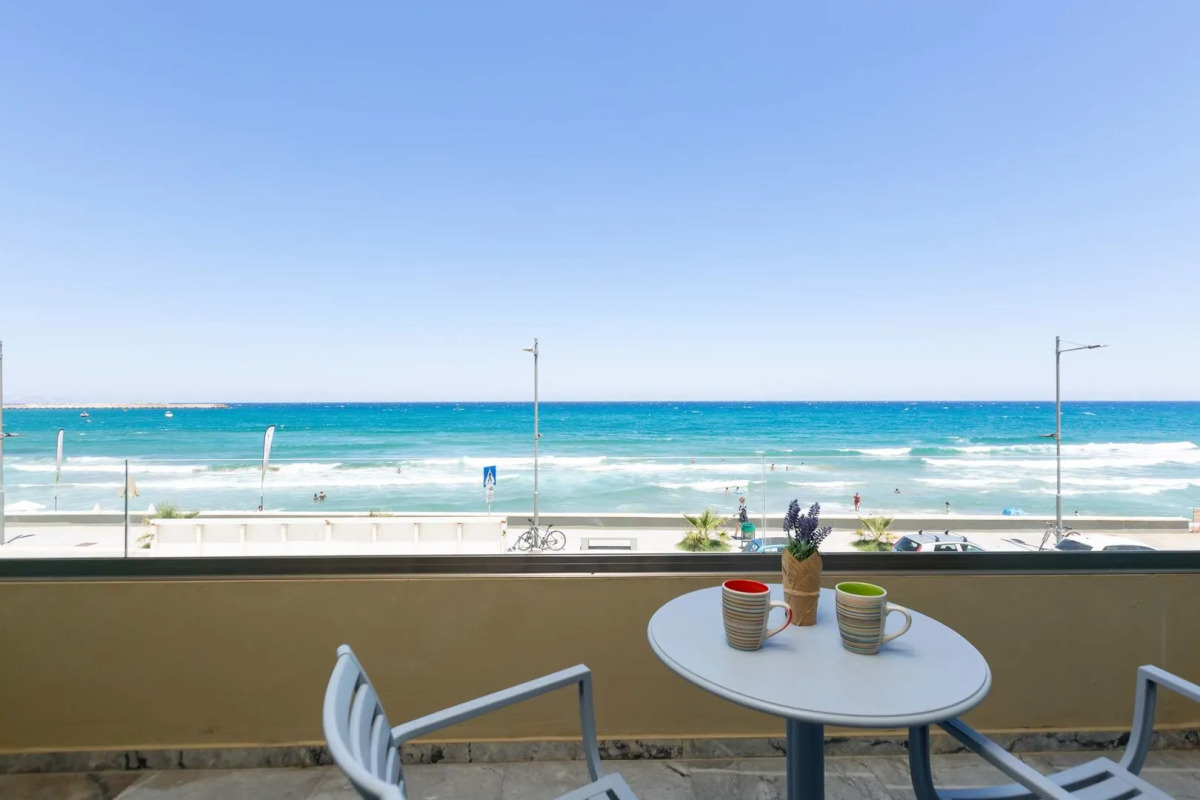 Meltemi Coast Suites