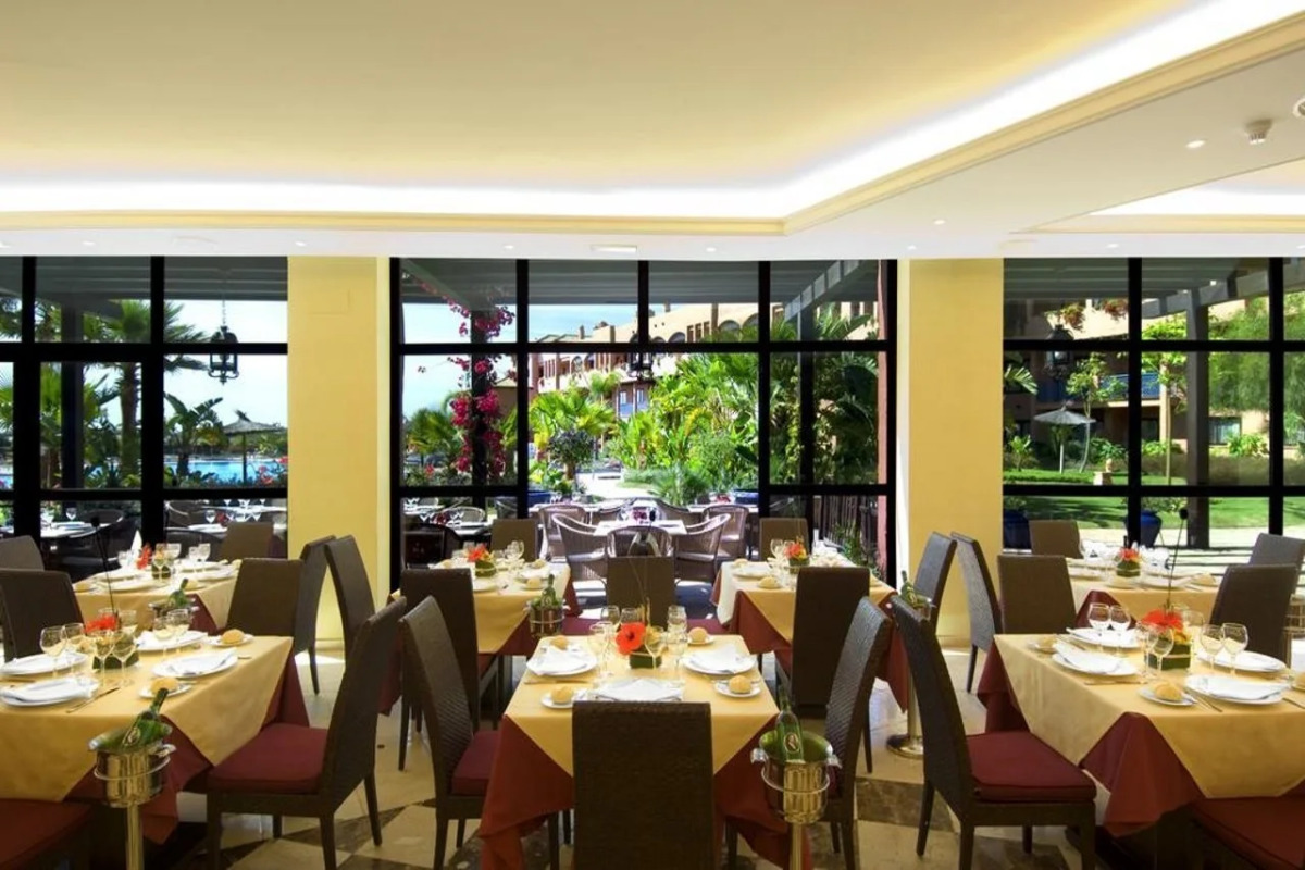 Отель Oh Nice Caledonia