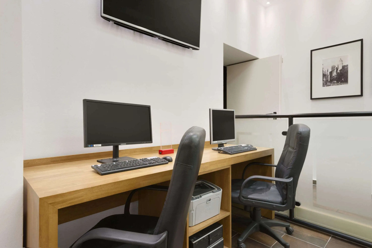 Ramada by Wyndham Frankfurt Central Station