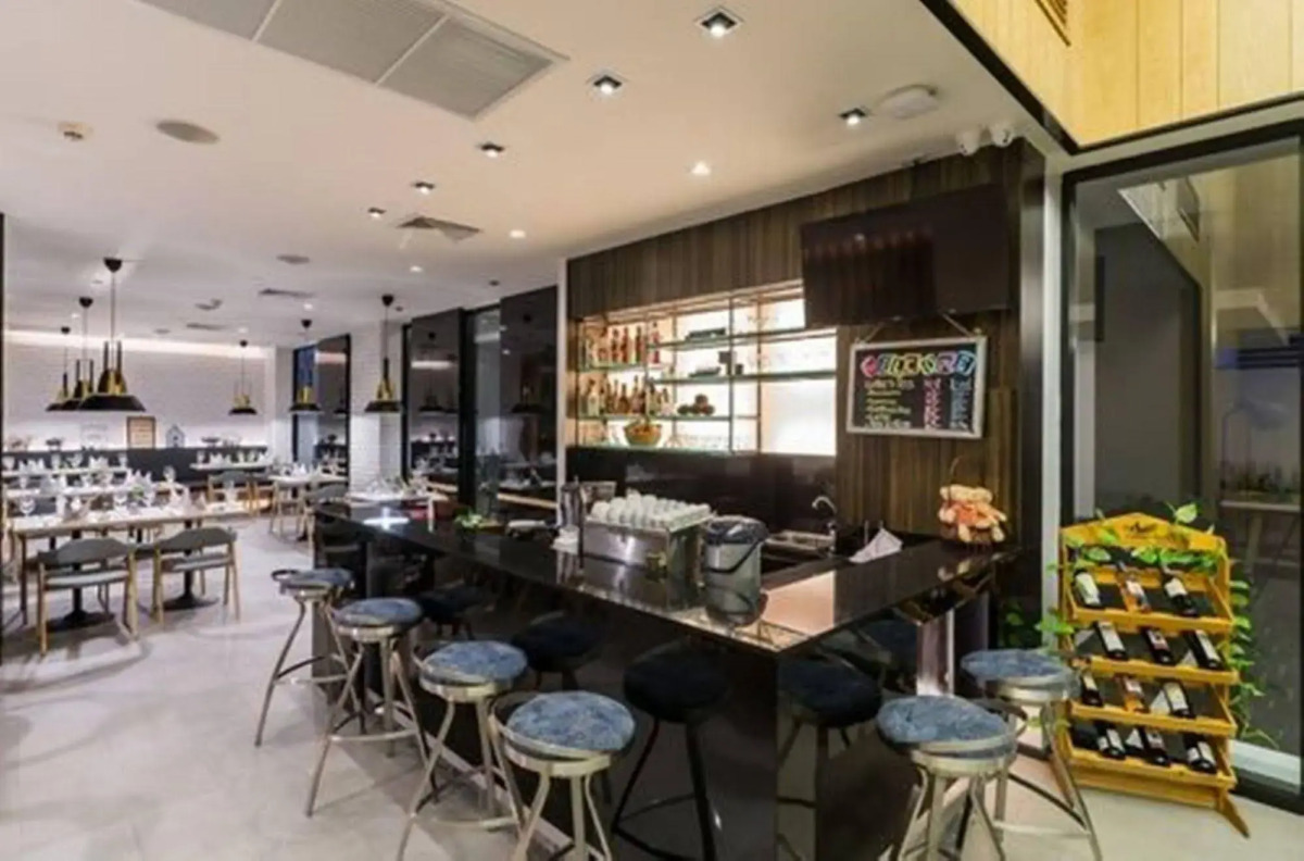 Sea Me Spring Tree Hotel - Adults only