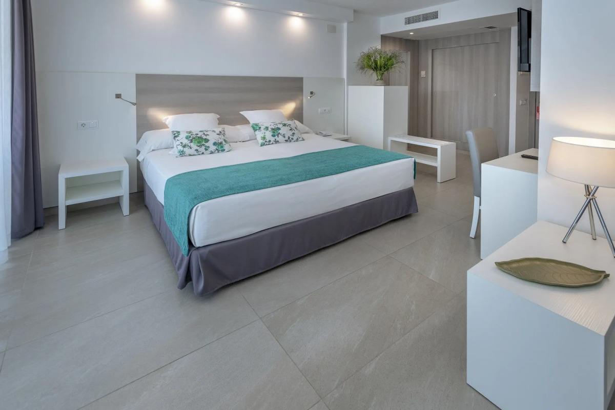 Olympus Palace Hotel