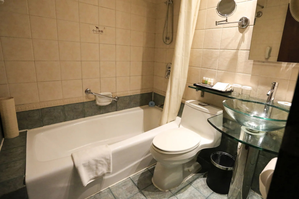 Bell Tower Hotel Xian