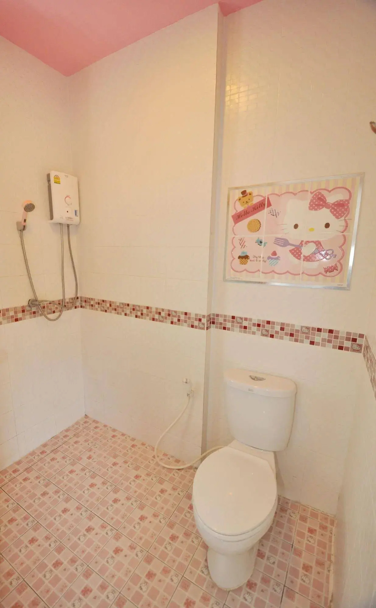 Side Walk Boutique Hotel