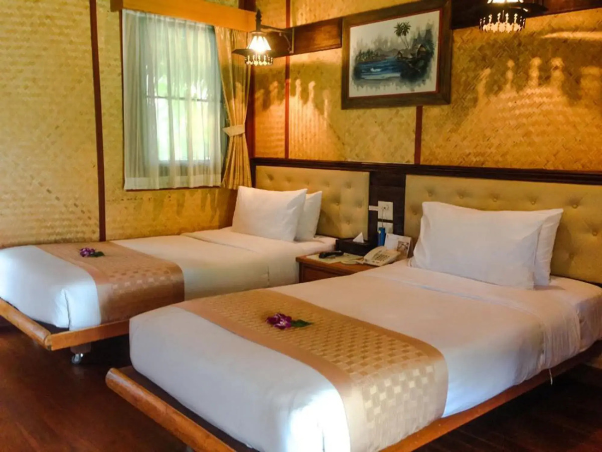 Sunset Village Beach Resort