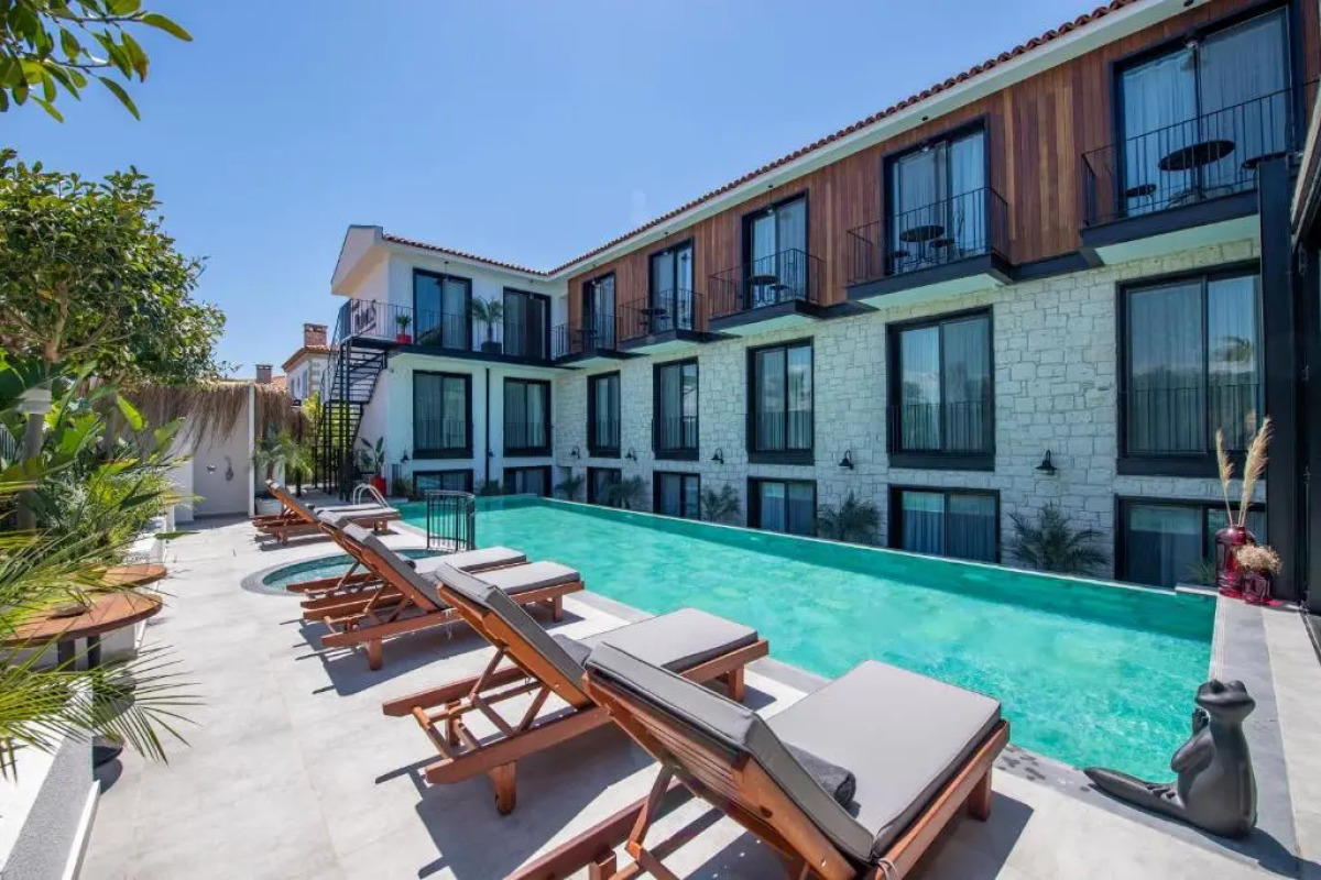 Primus Alacati Adult Only