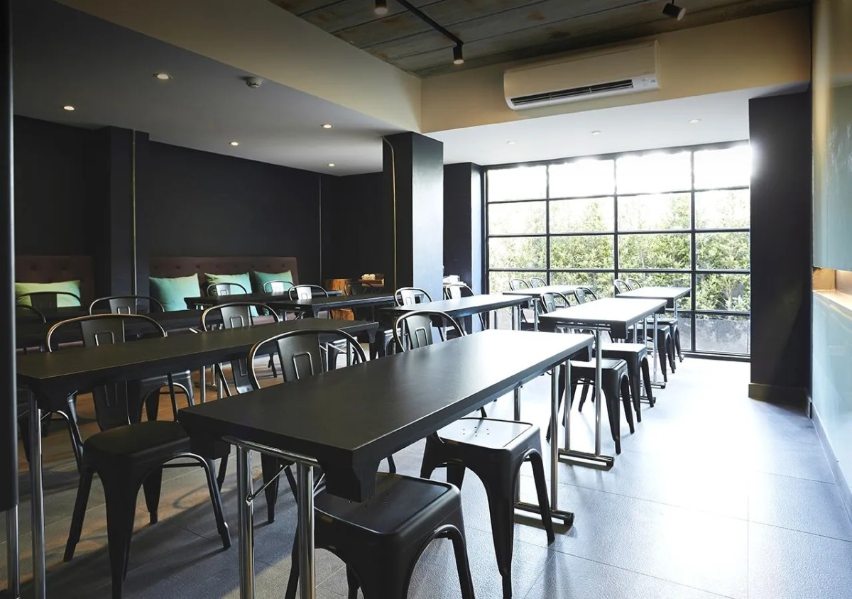 Theorie Hotel Sukhumvit 107 by SLH