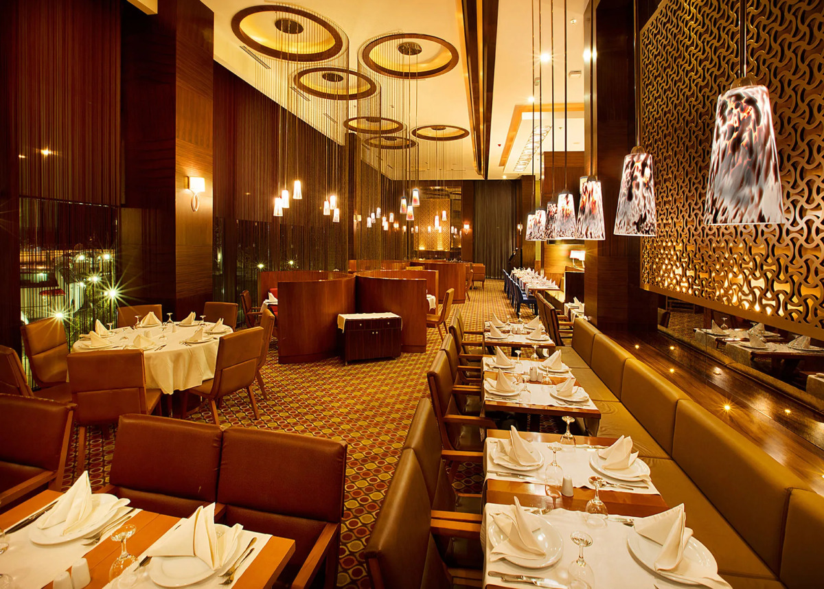 DoubleTree by Hilton Hotel Van