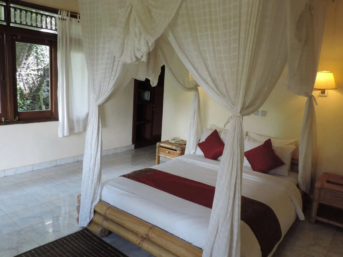 Nick's Hidden Cottages