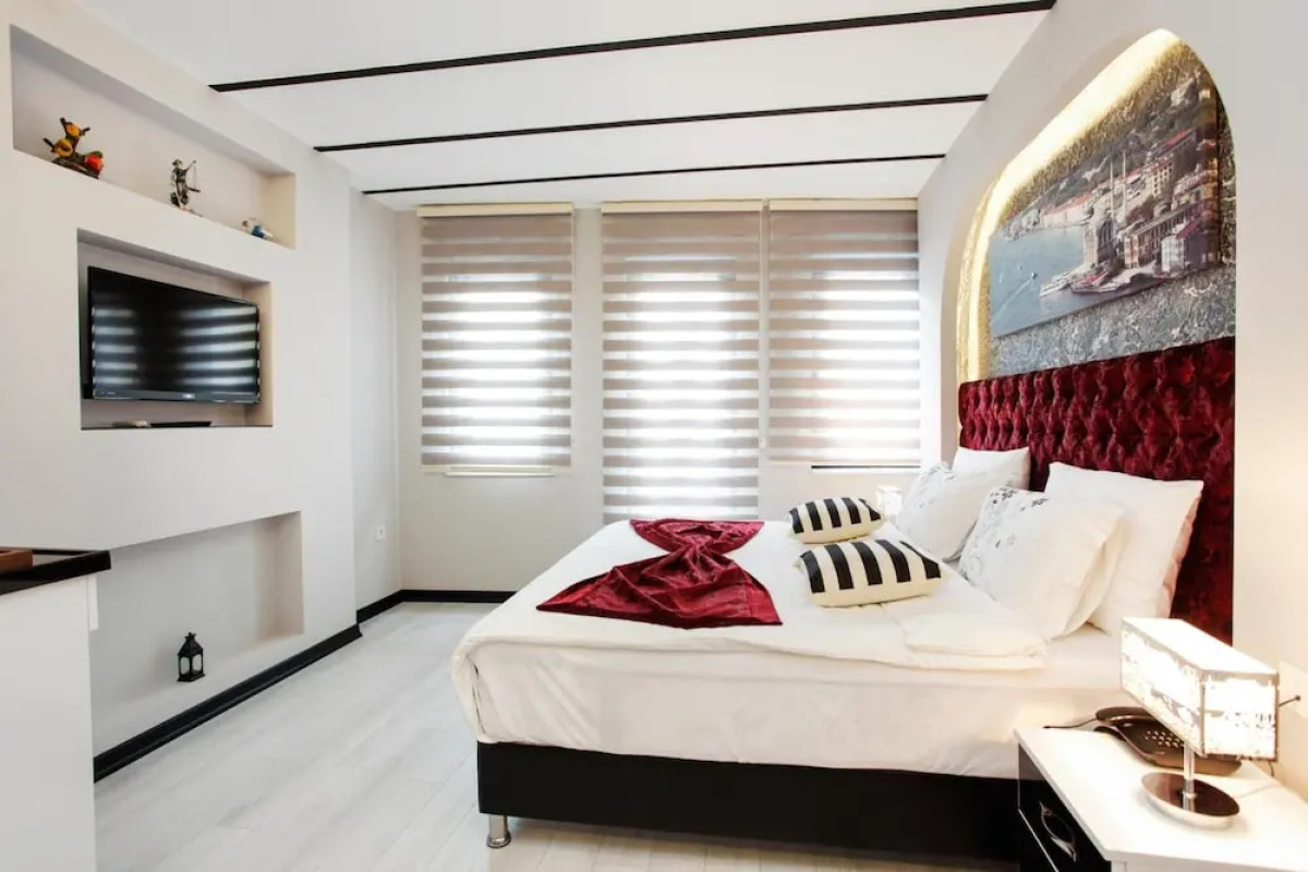 Taksim Doorway Suites