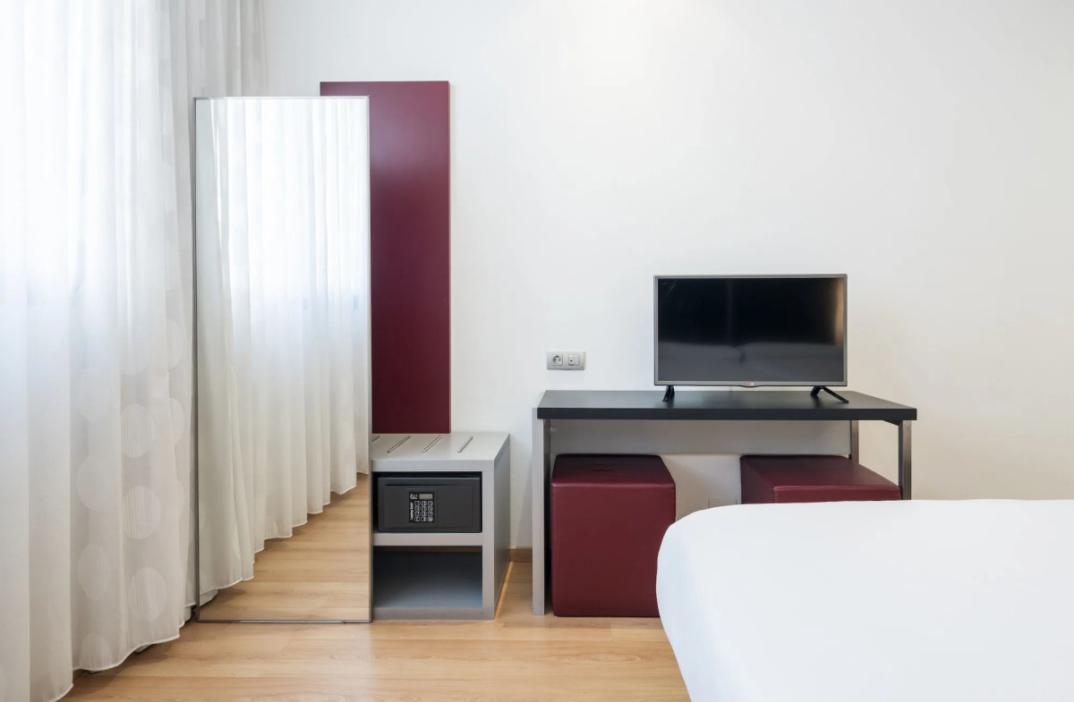 Hotel ILUNION Aqua 3