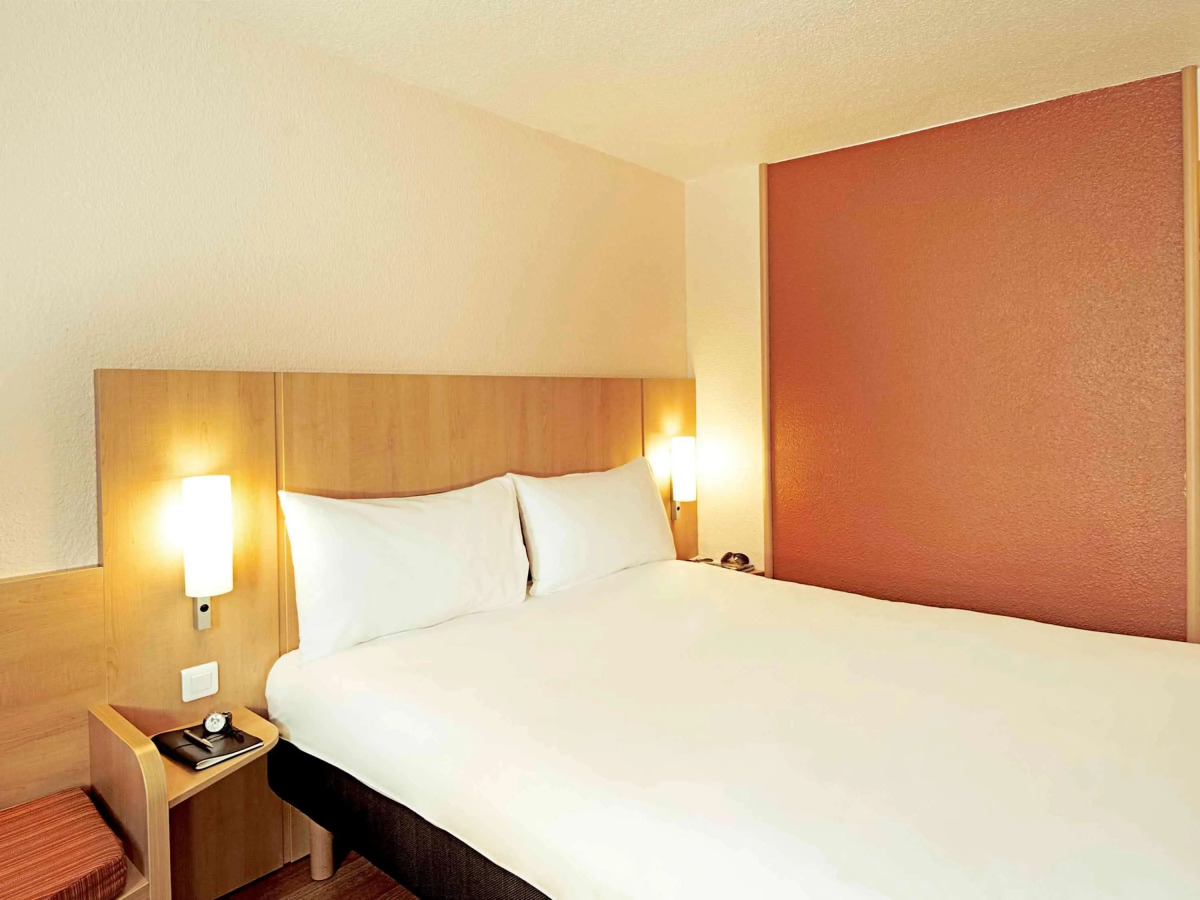 Отель ibis Barcelona Pza Glories 22