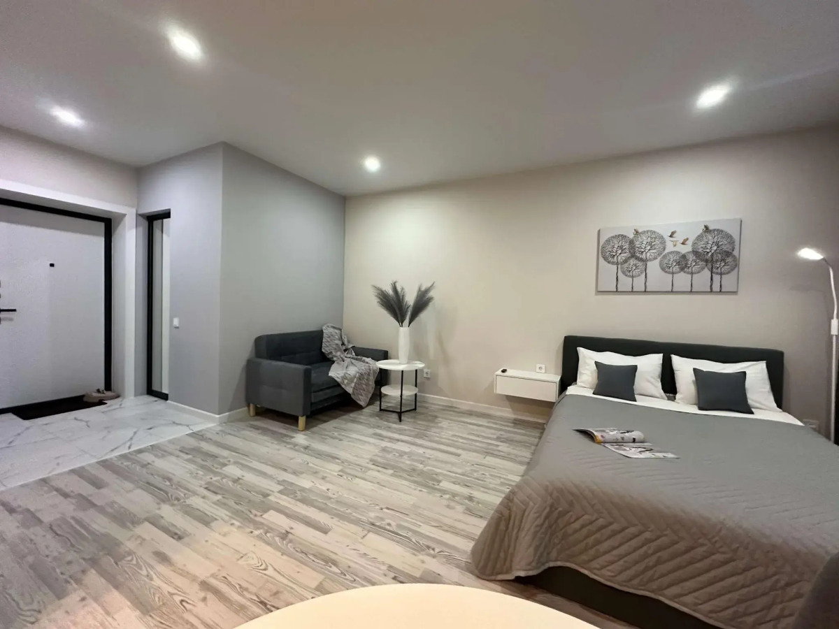 Апартаменты на улице Короленко 7