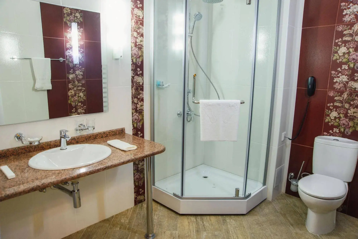 Променад Парк отель