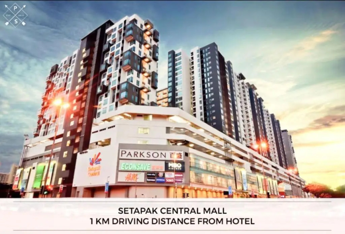 Smile Hotel Danau Kota