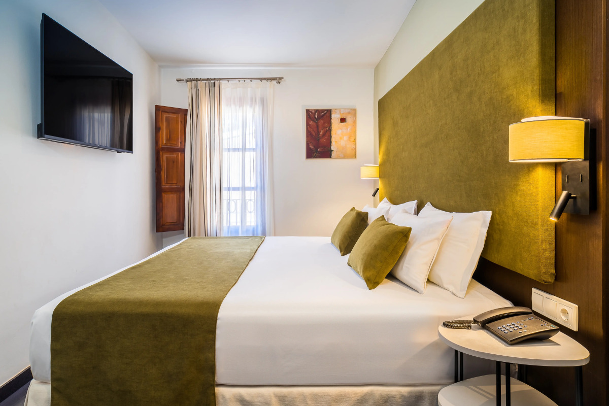 Occidental Pueblo Acantilado