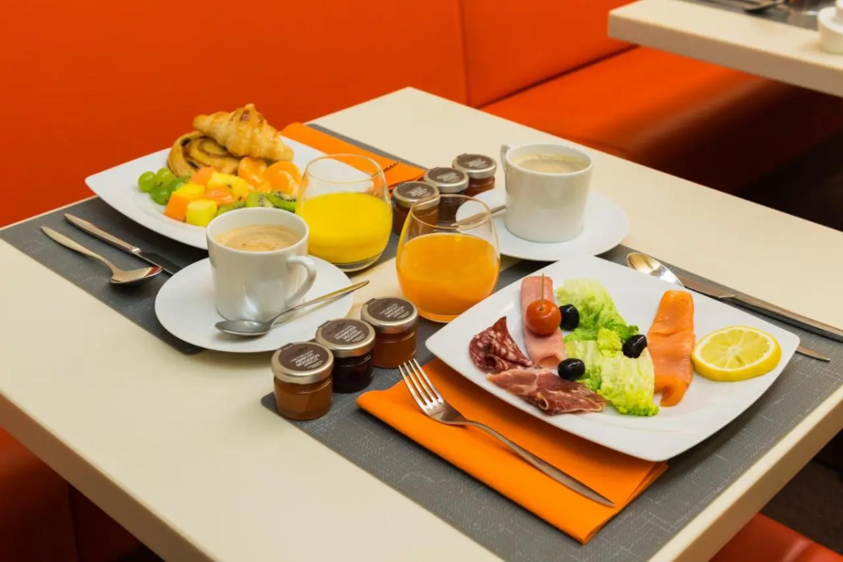 Hôtel Le Tourville by Inwood Hotels