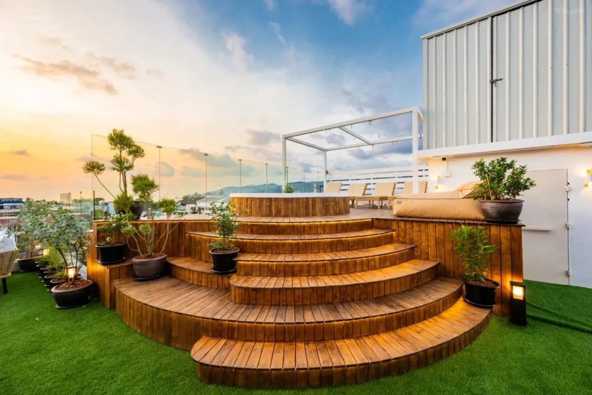 La Vista Patong Hotel