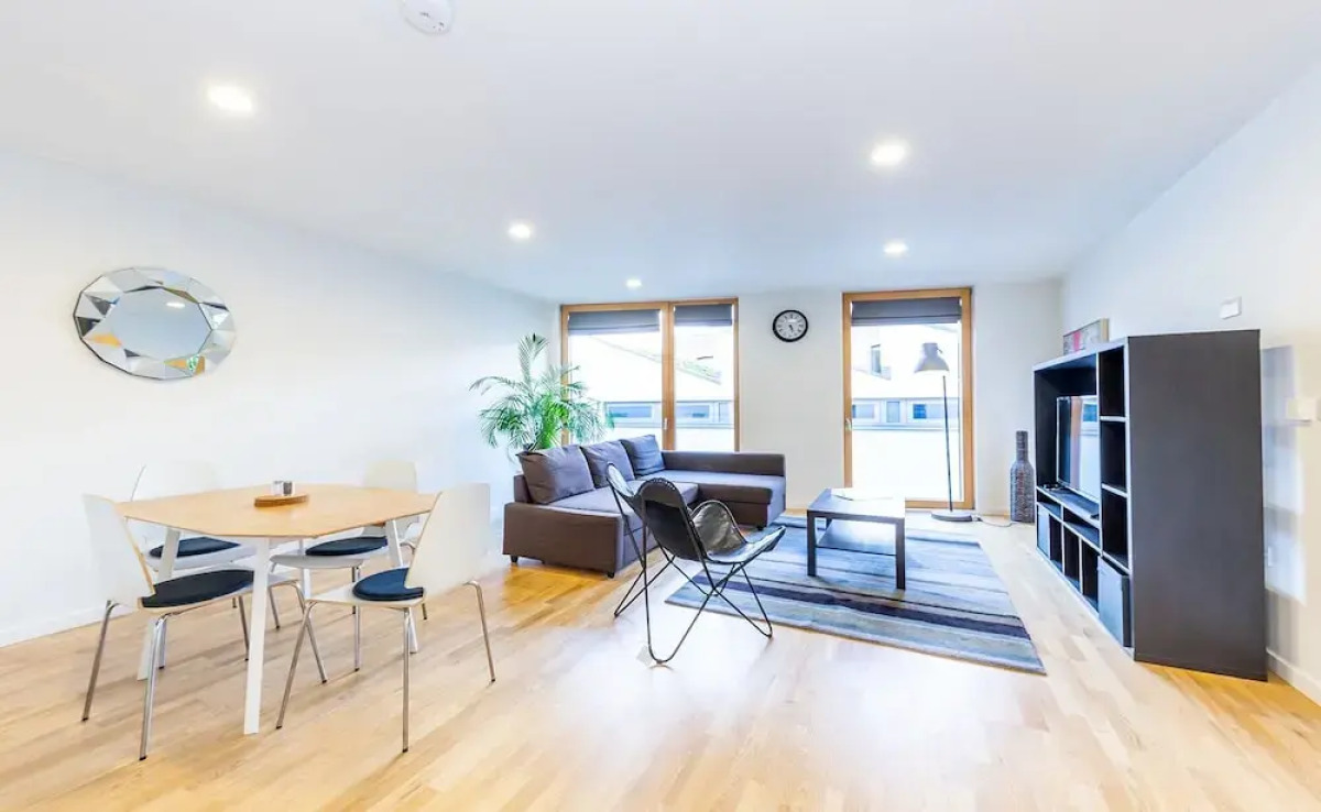 1 Bedroom Stylish Apartment near Regents Park FREE WIFI & AIRCON by City Stay Aparts London