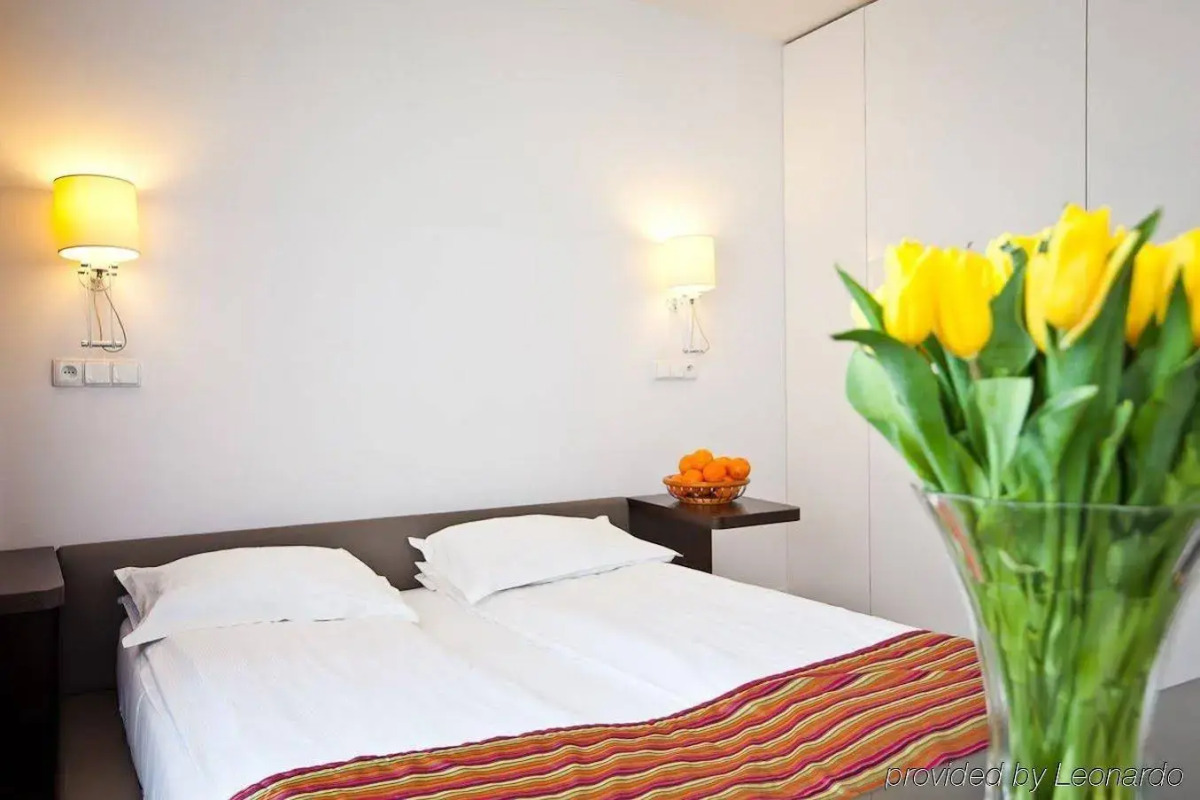 Platinum Apartments Aparthotel