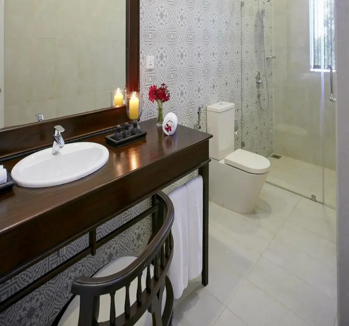 Ekho Lake House Polonnaruwa