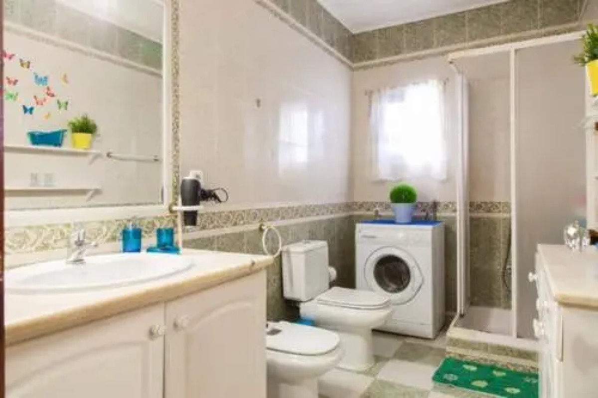 Oriente DNA Studios & Rooms