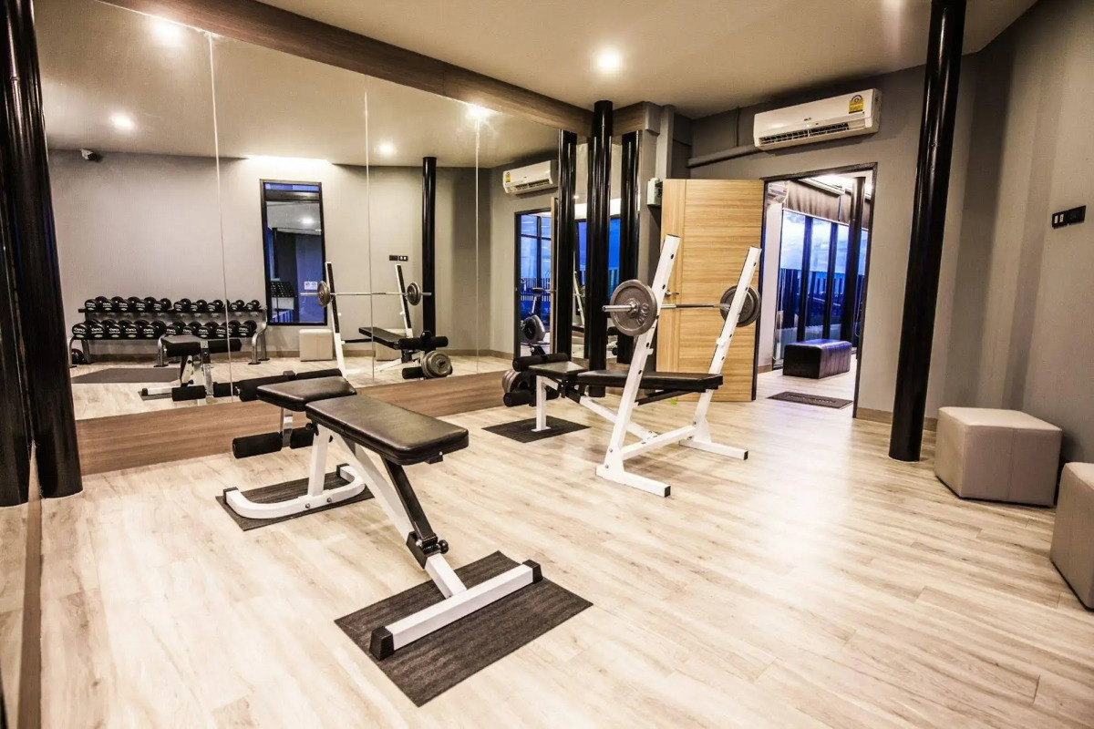 De Botan Srinakarin Hotel & Residence