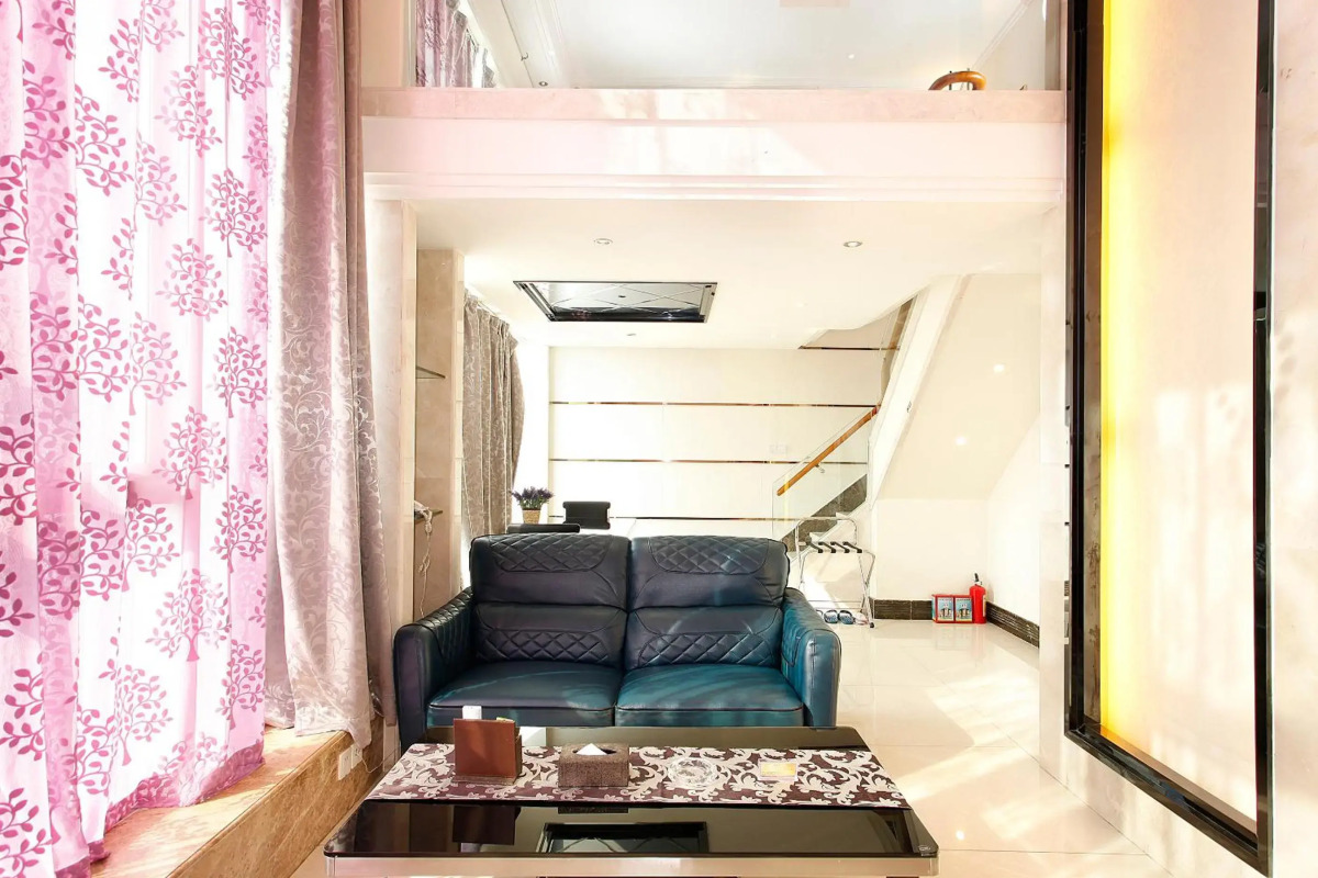 Louidon Mega Apartment of Kam Rueng Plaza/Sunshine